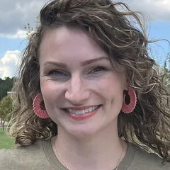 Callie Barr