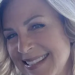 Janelle Stelson